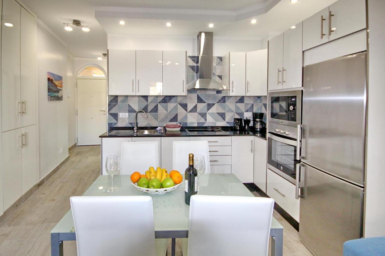 Modern Apartment In Complex With Pool In Costa Adeje מראה חיצוני תמונה